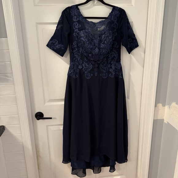 The Unbranded Brand Dresses & Skirts - Blue Lace Embellished Sheer Sleeve Special Occasion Formal Dress‎ Sz 12  /#3820